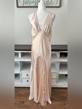 Vintage Jacalyn Bennett Champagne Satin Nightgown Romantic Women's Size M CC
